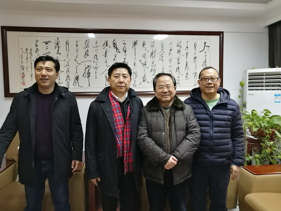 1518339485149782.jpg 4.董事长看望陈建国.jpg